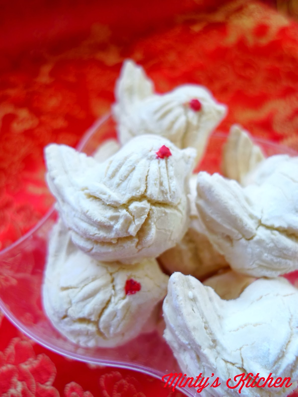 Kuih bakul yummy Minty's Kitchen: Kuih Bangkit