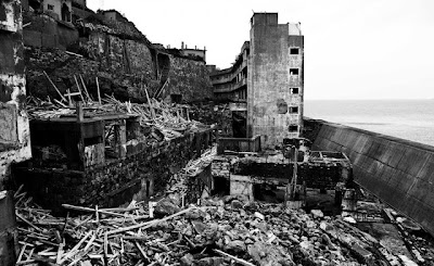 Kisah Misteri Pulau Hashima BANGUNAN, FAKTA DAN INFORMASI, GAMBAR PULAU HASHIMA, KEBANGKITAN PULAU HASHIMA, KEGEMILANGAN PULAU HASHIMA, KEJATUHAN PULAU HASHIMA, KISAH MENGENAI PULAU HASHIMA, KISAH PULAU HASHIMA, LAGENDA PULAU HASHIMA, LOKASI PULAU HASHIMA, MISTERI PULAU HASHIMA, PEMBELIAN PULAU HASHIMA, PULAU, SEJARAH, SEJARAH PULAU HASHIMA