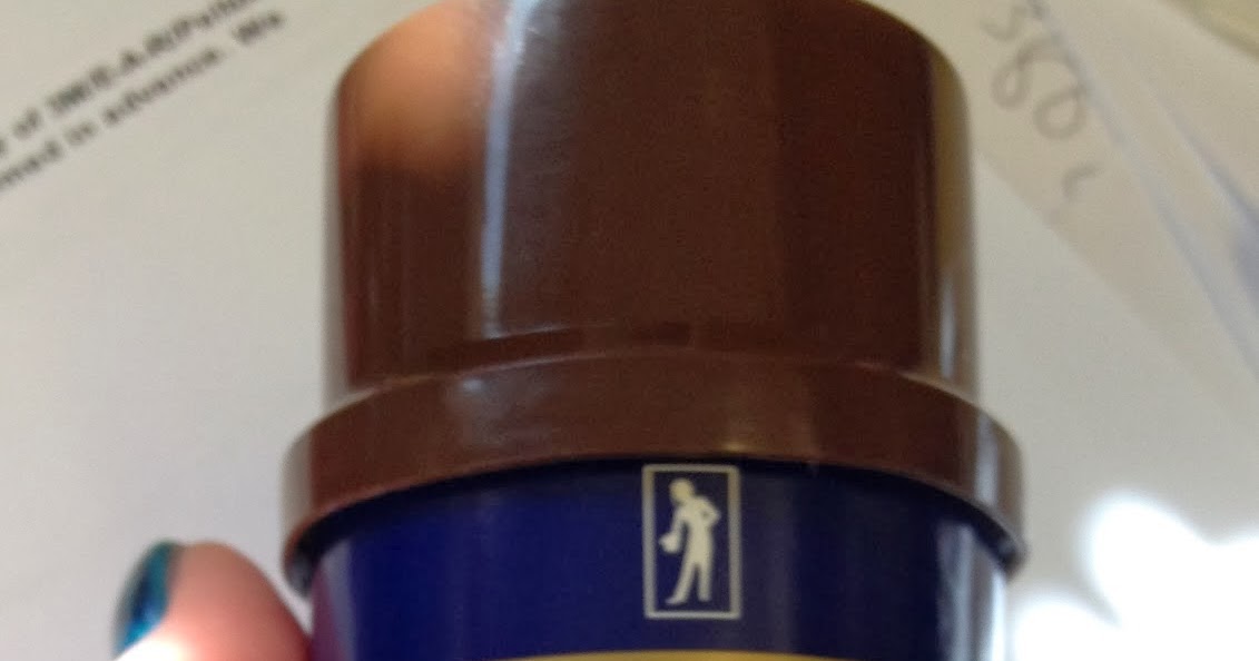 How to Dye a Leather Purse with Spray Paint Color