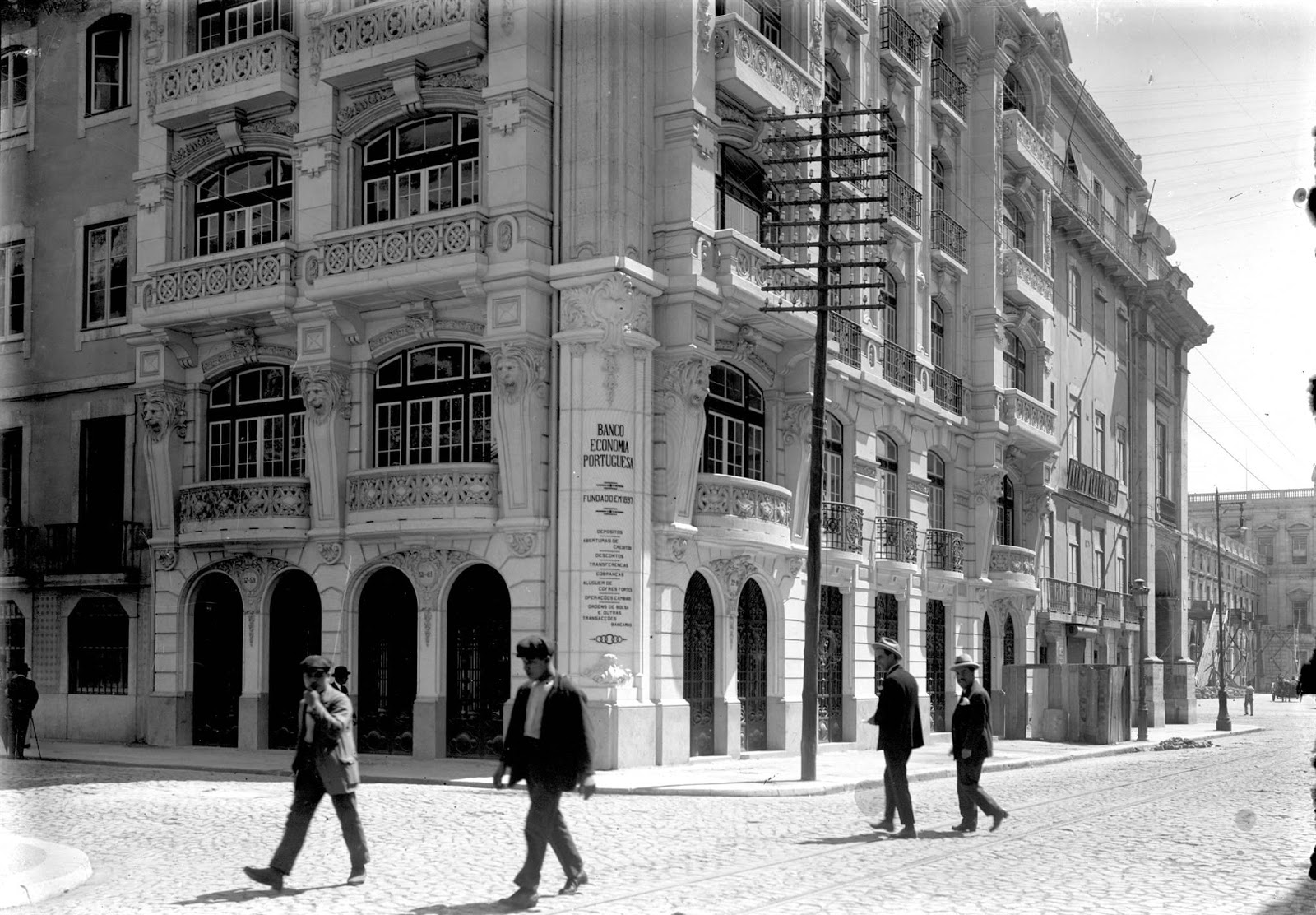 Lisboa de Antigamente Rua da Prata esquina com a Rua do Comércio