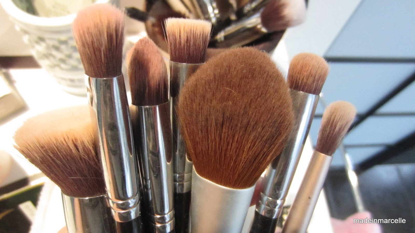 [HOW TO] by C Let's wash those dirty makeup brushes Made in Marcelle