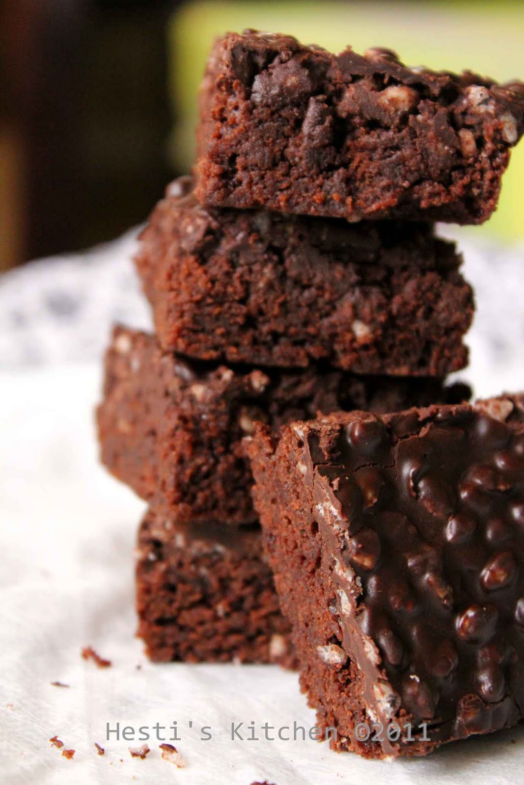 HESTI'S KITCHEN yummy for your tummy Crunchy Brownie