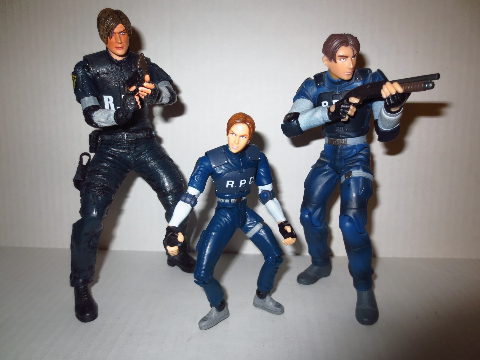 action figure leon s kennedy