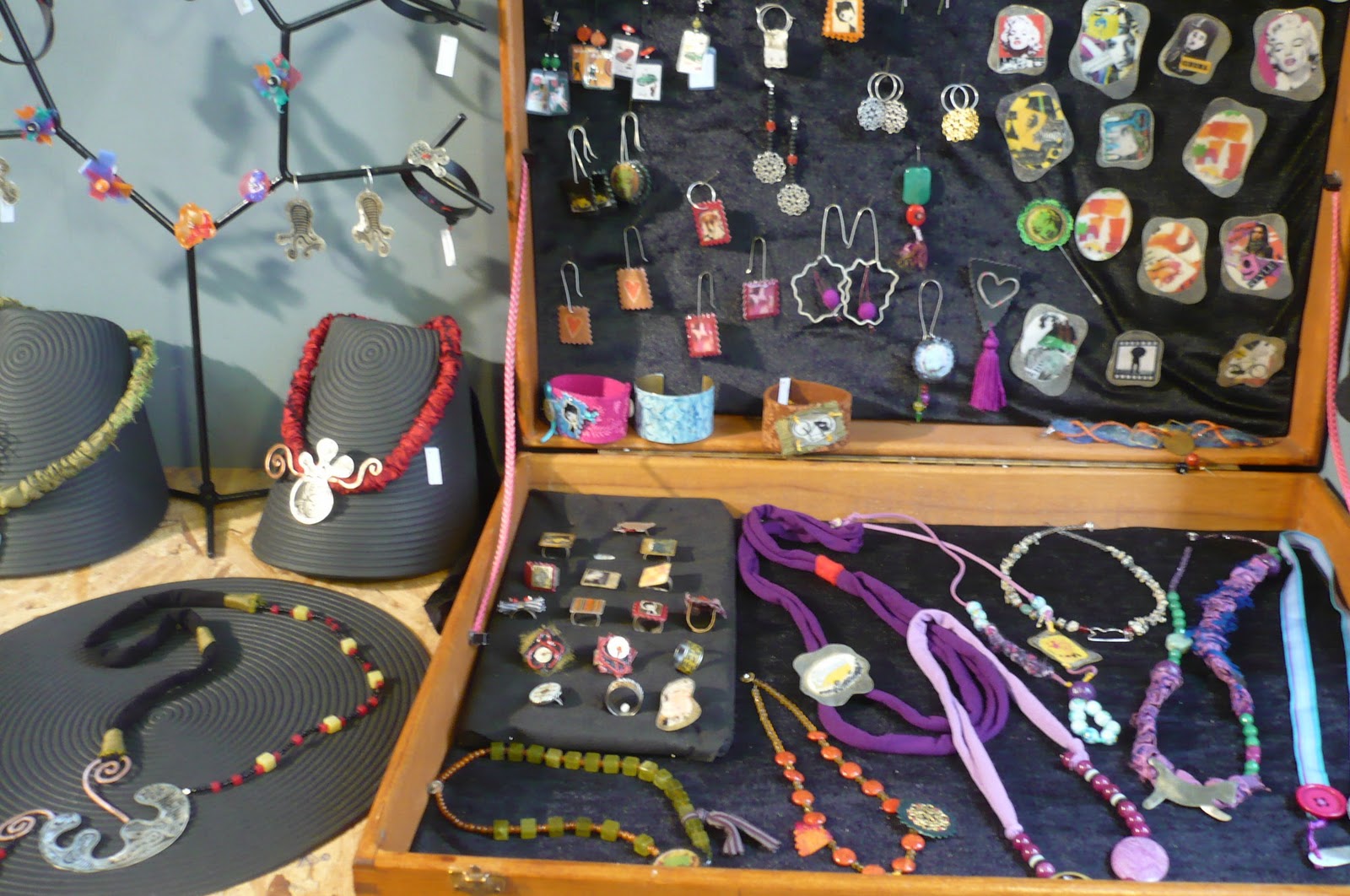 THEODORA QUILTS ARTS AND CRAFTS IN ATHENS GREECE