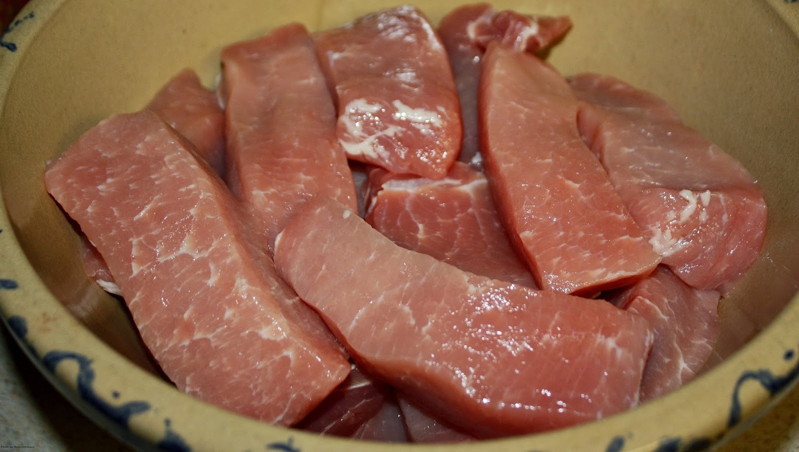 umami slow cooker boneless pork ribs.