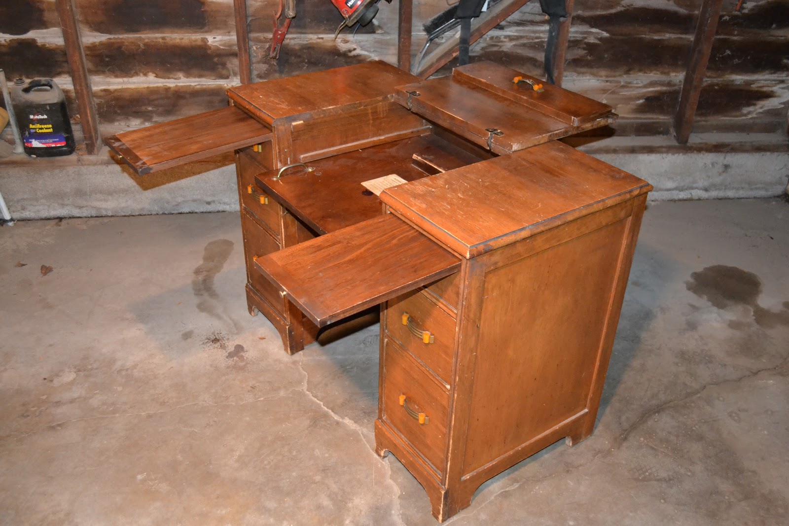 Recycle Restoration Typewriter Desk