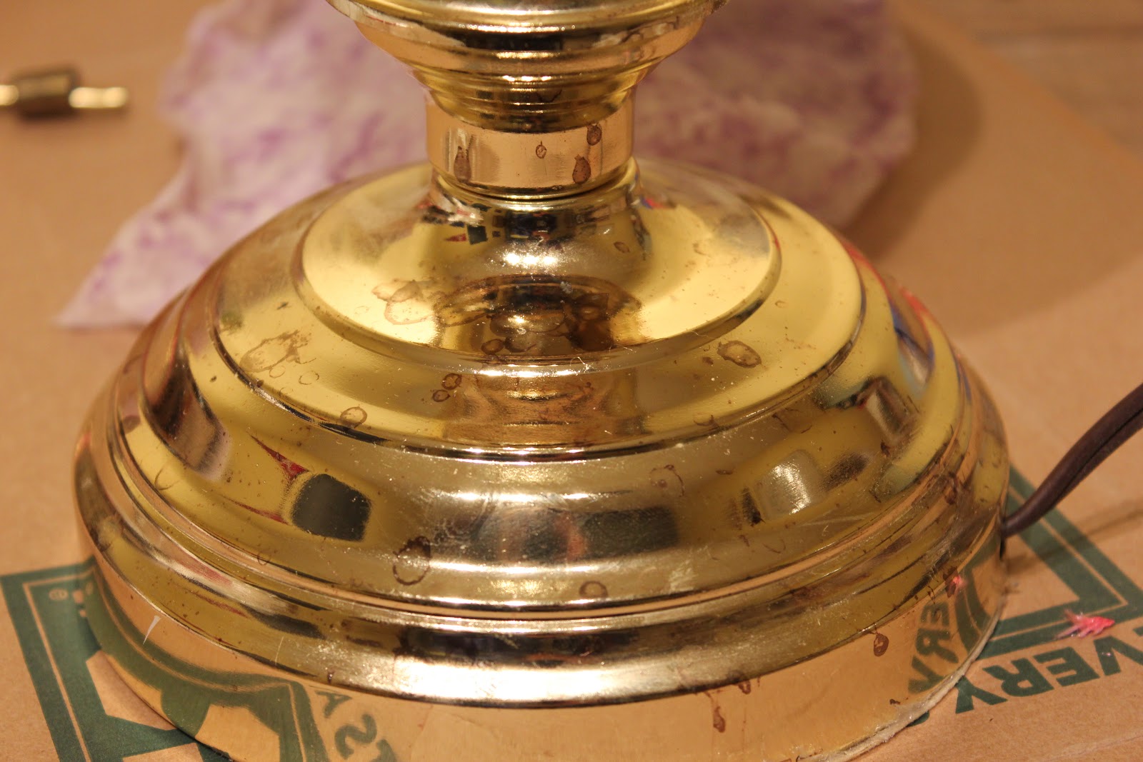 Simple and Cheap Kate Spade Inspired Lamp Makeover