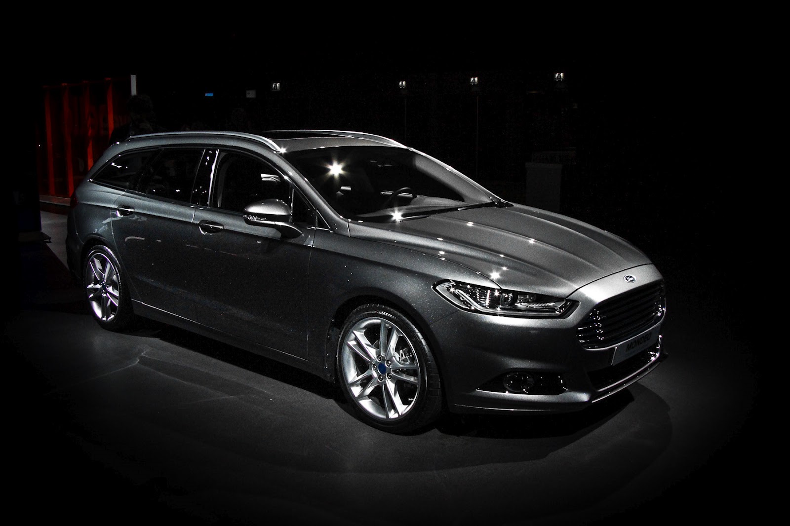 New+Ford+Mondeo3.jpg
