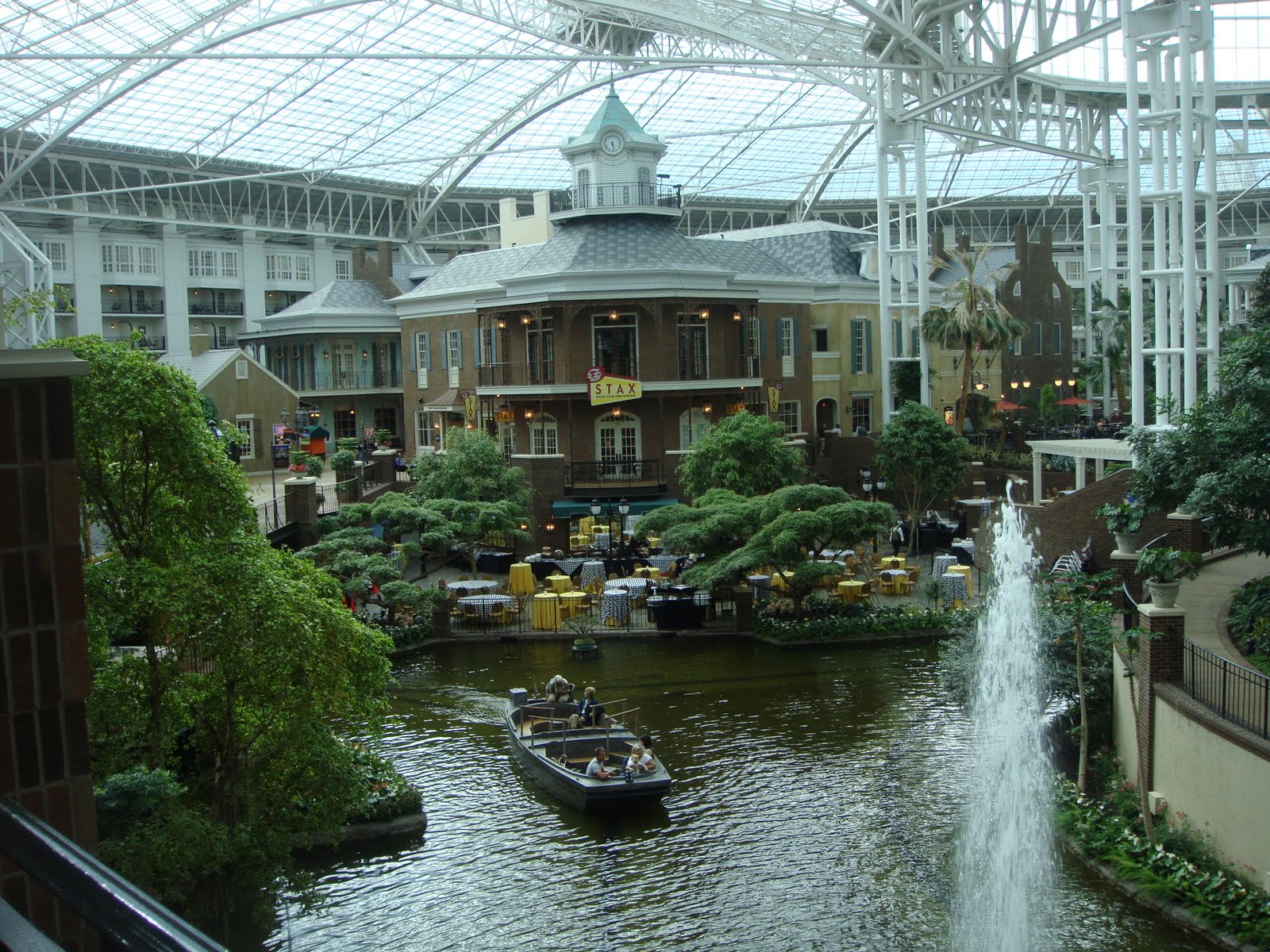 The Hollinhead's: Nashville