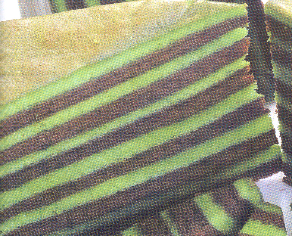 kek lapis Sibu: sarawak's signature kek lapis has evolved over the years to suit customers who are increasingly health conscious kek lapis sarawak. kek lapis Sibu: sarawak's signature kek lapis has evolved over the years to suit customers who are increasingly health conscious kek lapis sarawak.