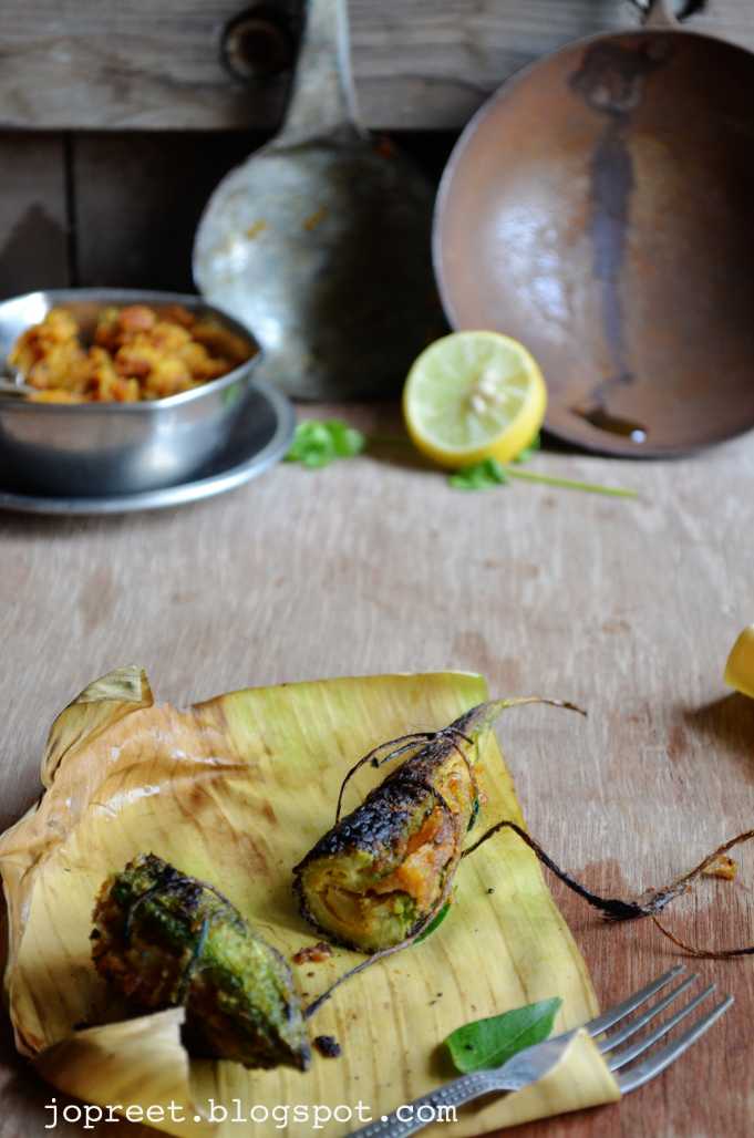 Bharwa Karela / Potato Stuffed Bitter Gourd Jopreetskitchen