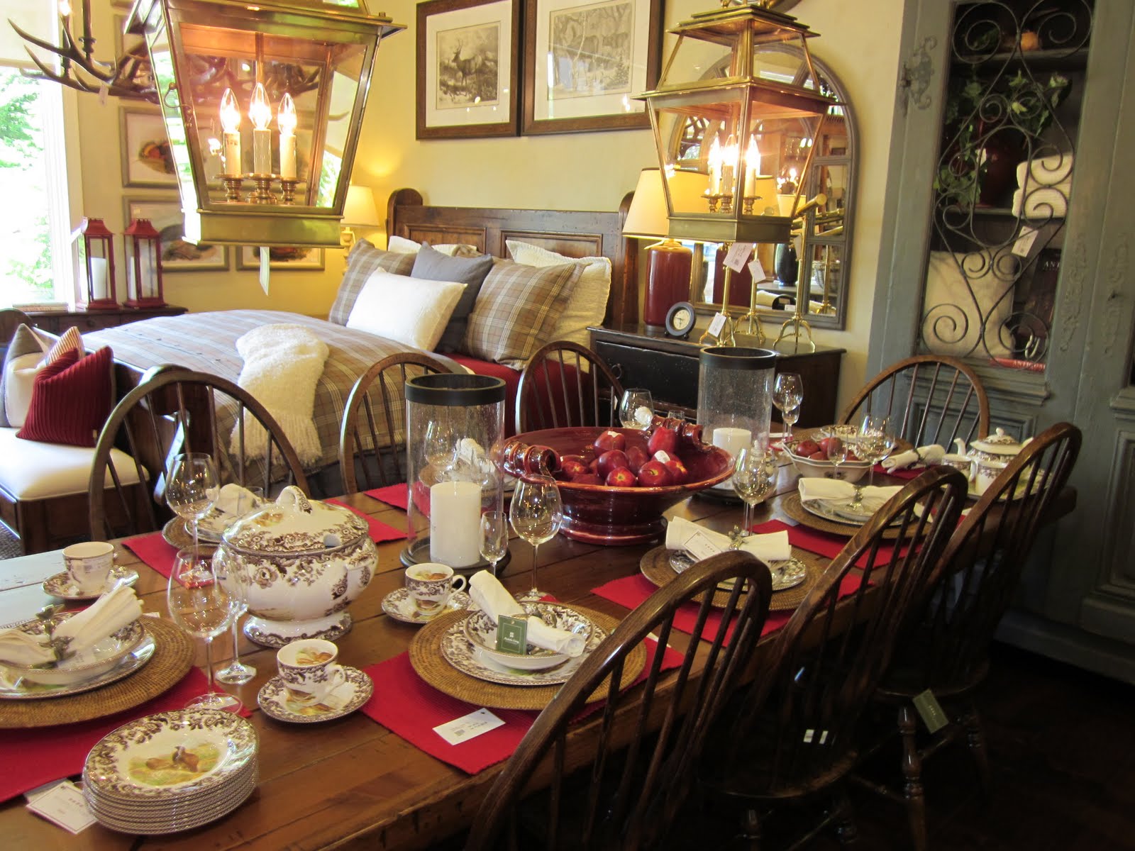 DESIGN SAVVY INTERIORS Muskoka Living Interiors