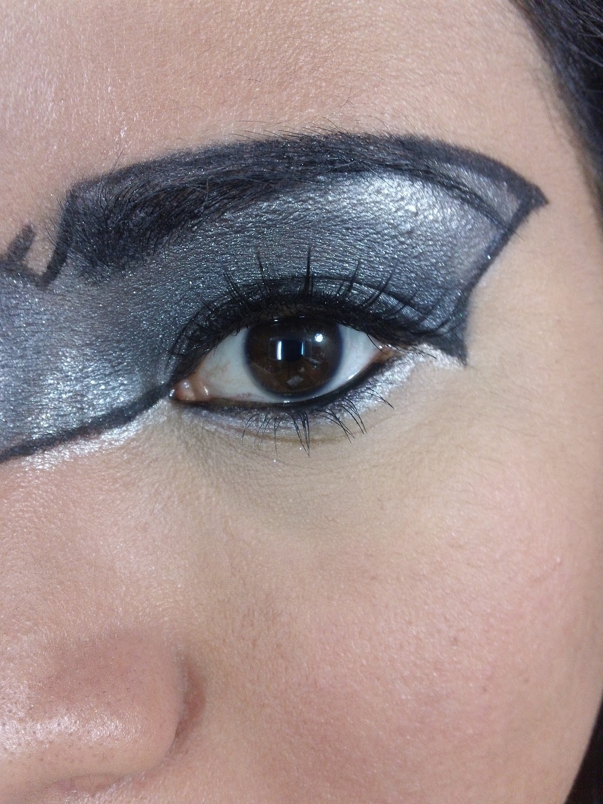 Eye Dazzle's Beauty Blog Batman Inspired Makeup