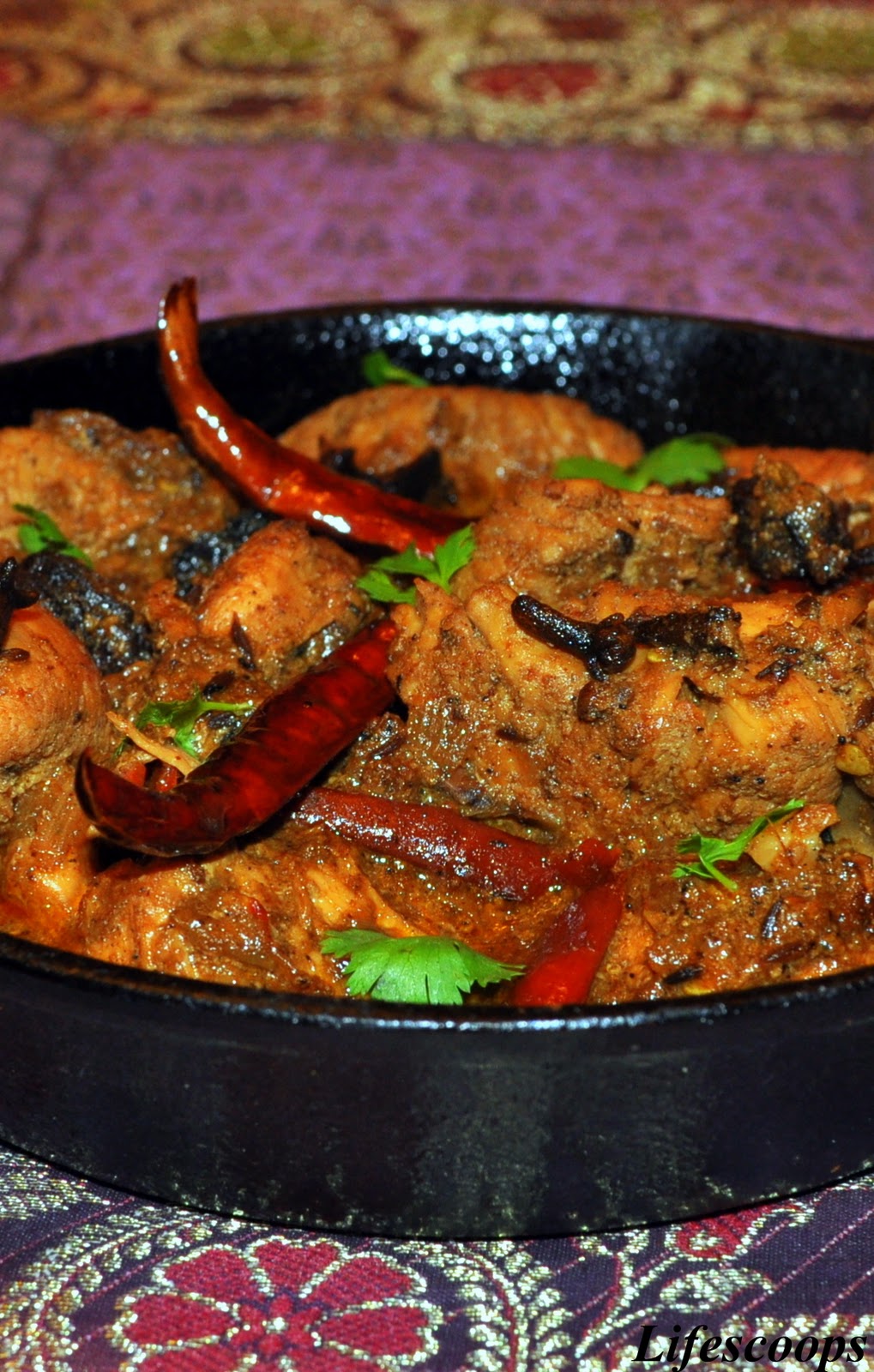 Life Scoops: Jaipuri Chicken Curry
