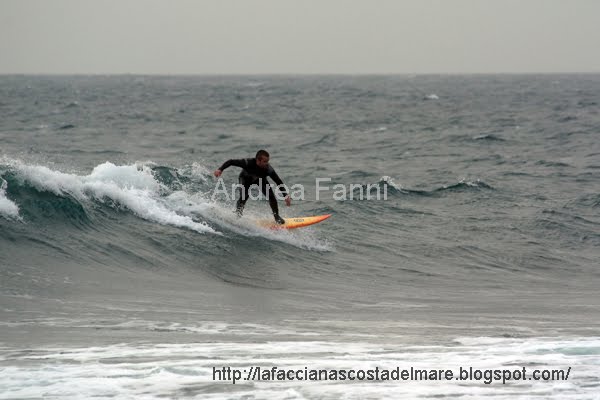 surf da onda a s'arpagiu