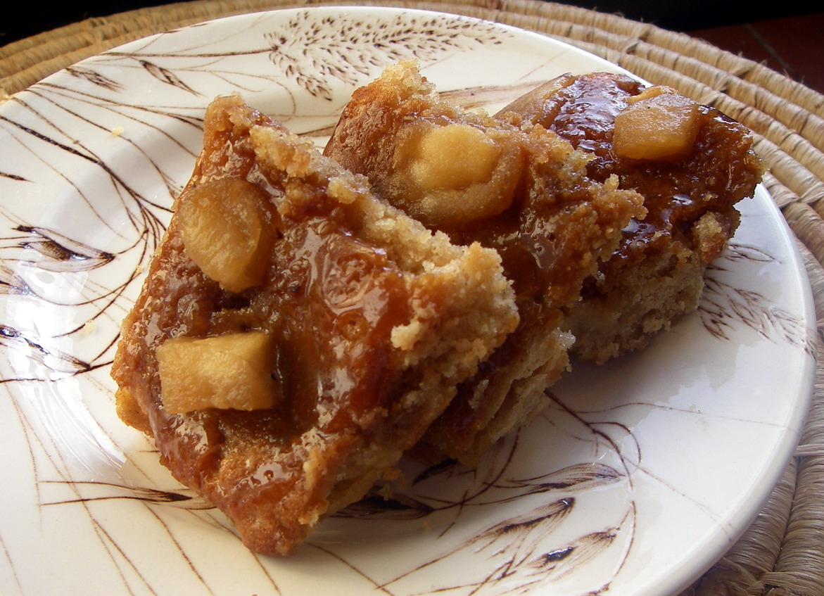Mrs Mulford's Cakes Maple Toffee Apple and Chocolate Marshmallow