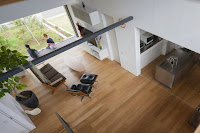 Ibaraki Contemporary Glass Roof House Design with Traditional Shape Ibaraki Contemporary Glass Roof House Design with Traditional Shape