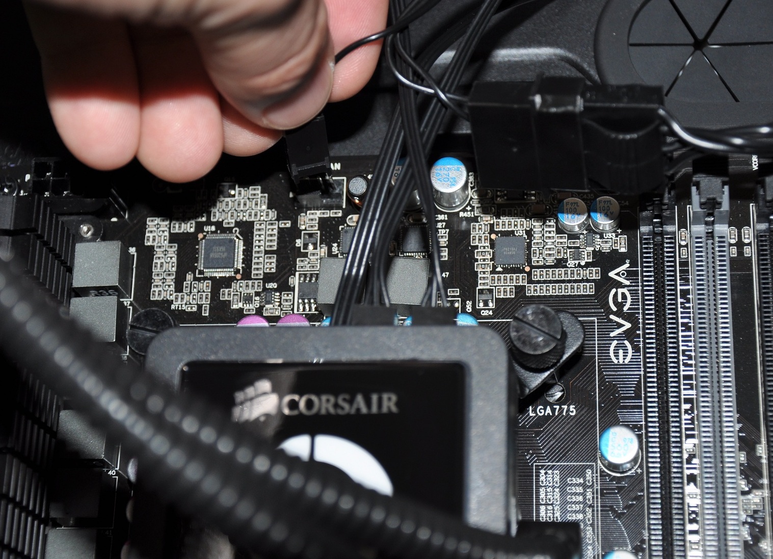 How to Install Hydro Series H100 Extreme Performance Liquid CPU Cooler