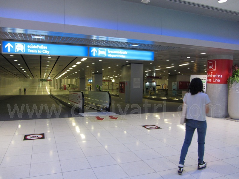 Карты и деньги в Таиланде