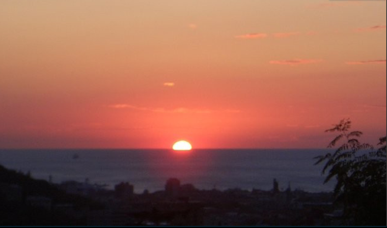 Il tramonto di Mary Poppins's House