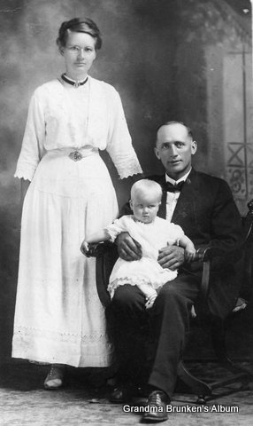 Gustov "Gus" and Ida Brunken + Irene - 1914 Gustov "Gus" and Ida Brunken + Irene - 1914
