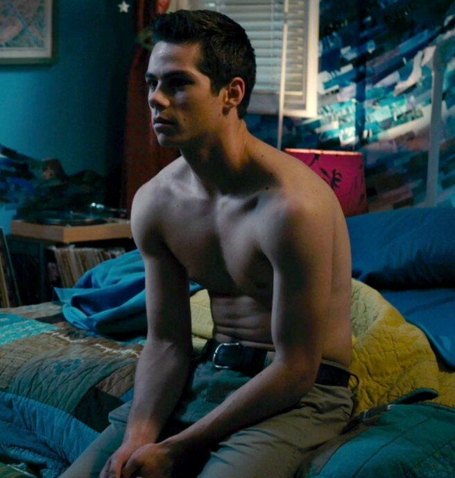 superficial guys DYLAN O'BRIEN PICTURES SHIRTLESS in "The First Time" (HQ) BIOGRAPHY