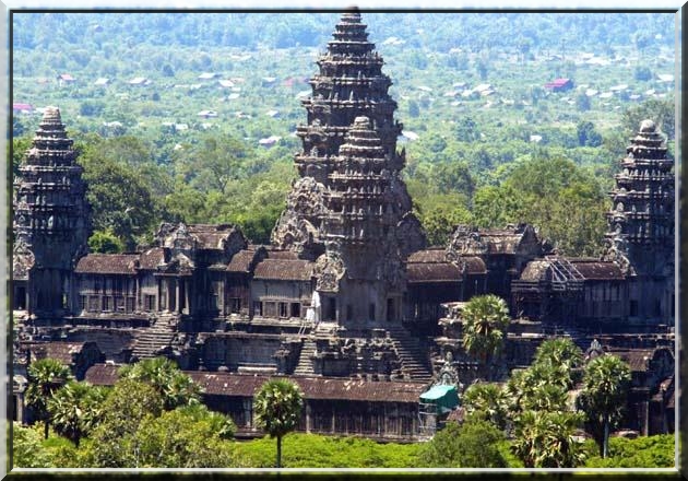 Menikmati Keindahan Kuil Angkor Wat Kamboja | Menikmati Keindahan