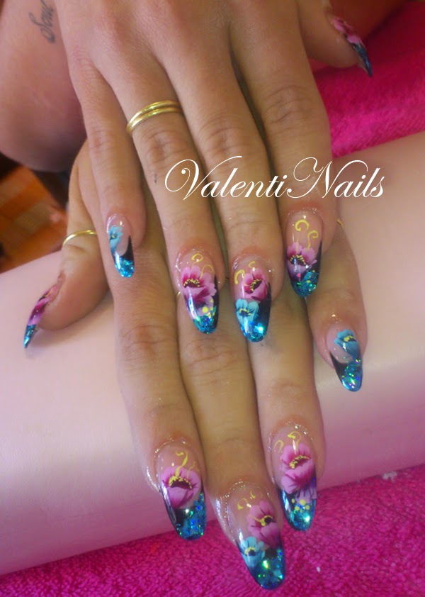 ValentiNailCafe Ricostruzioni Unghie, Colate di Gel & Nail Art