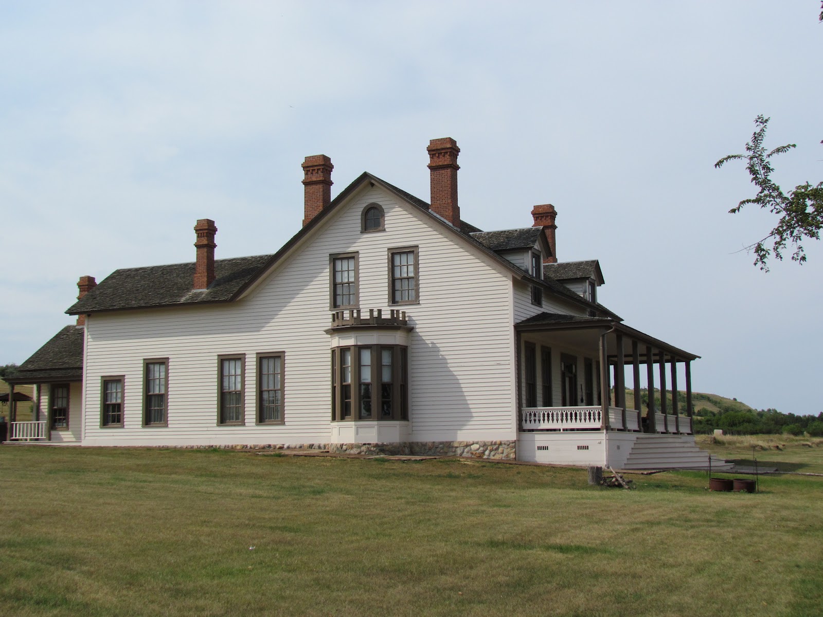 Hardts On The Highway General Custer