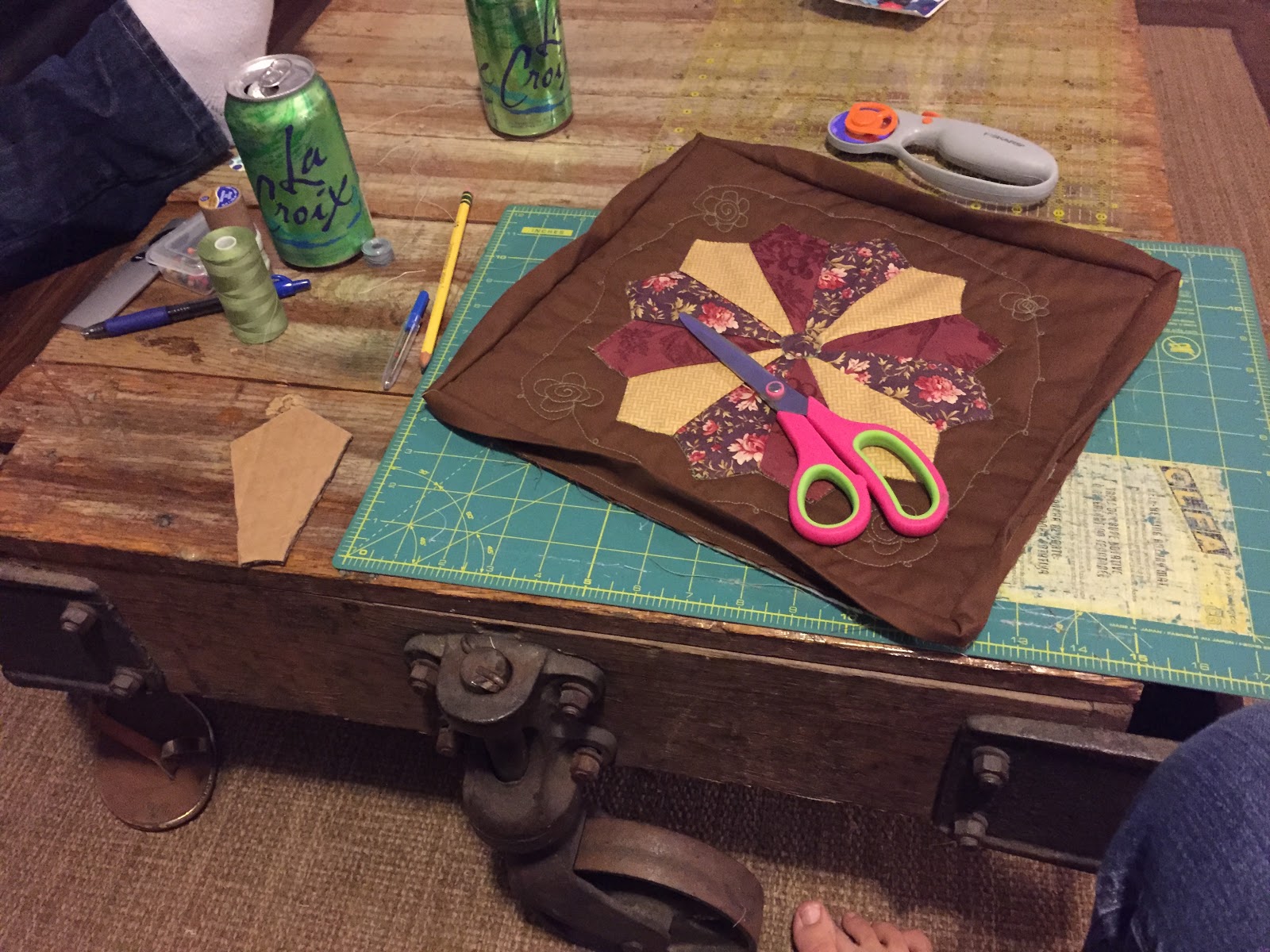 Shabby Country Decorating & Quilting Dresden Plate Placemats