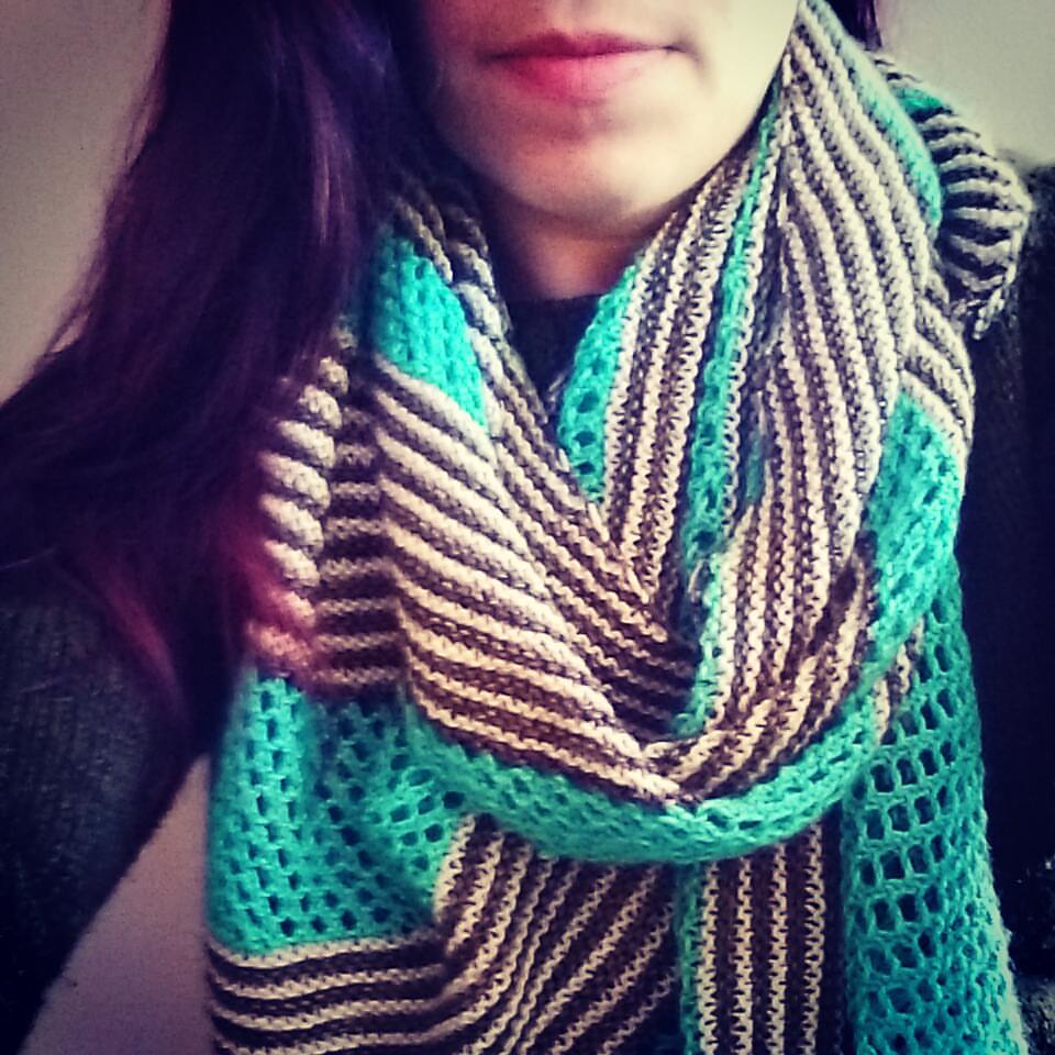 nook. sample knitting!