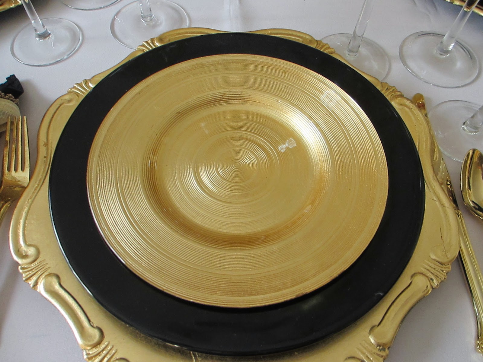 The Guest Elvis' Birthday Tablescape