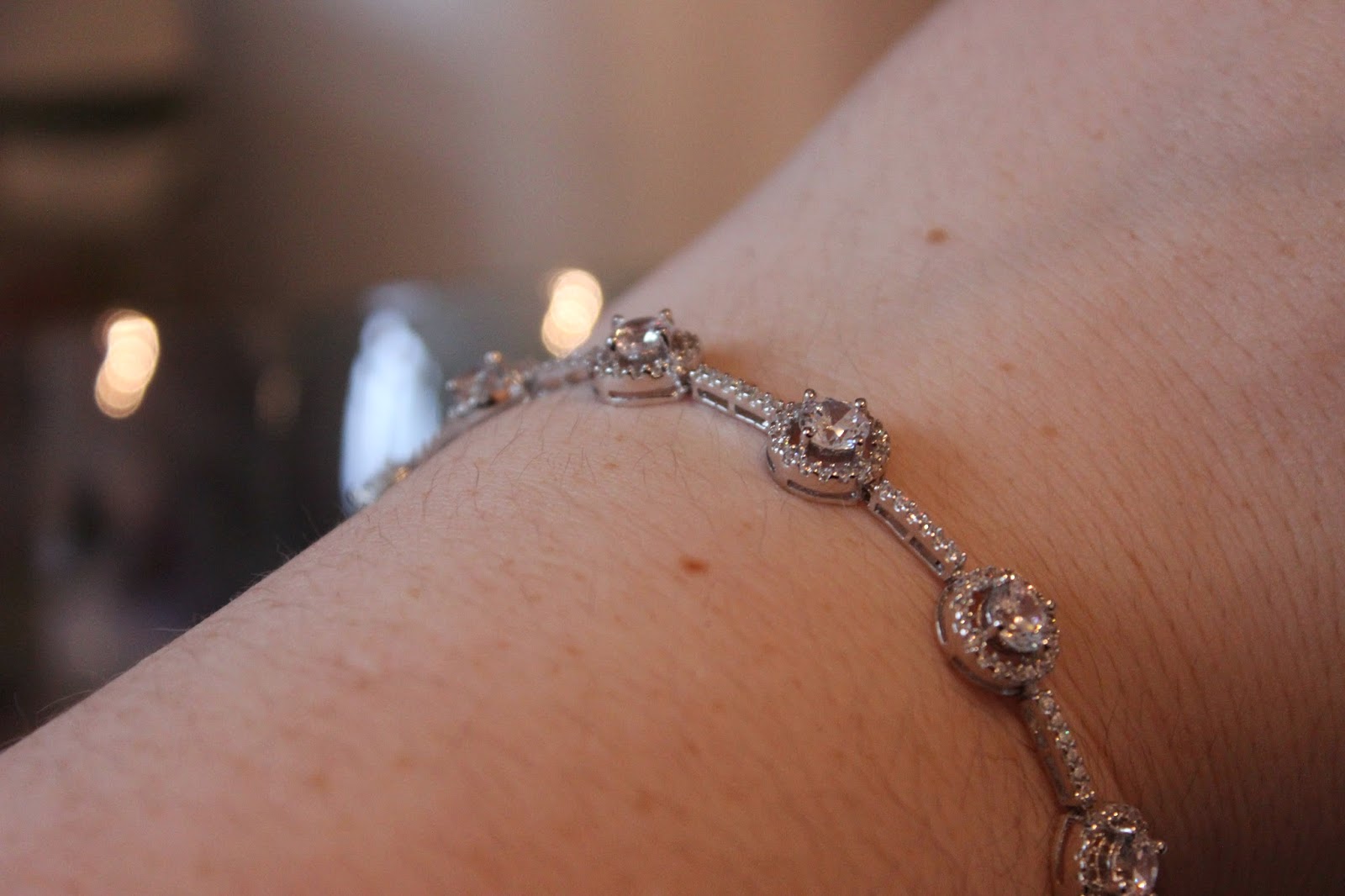 Warren James Jewellery The Human Mannequin