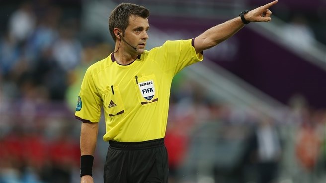 Bayern-Olimpia: the heavy refereeing errors in Munich