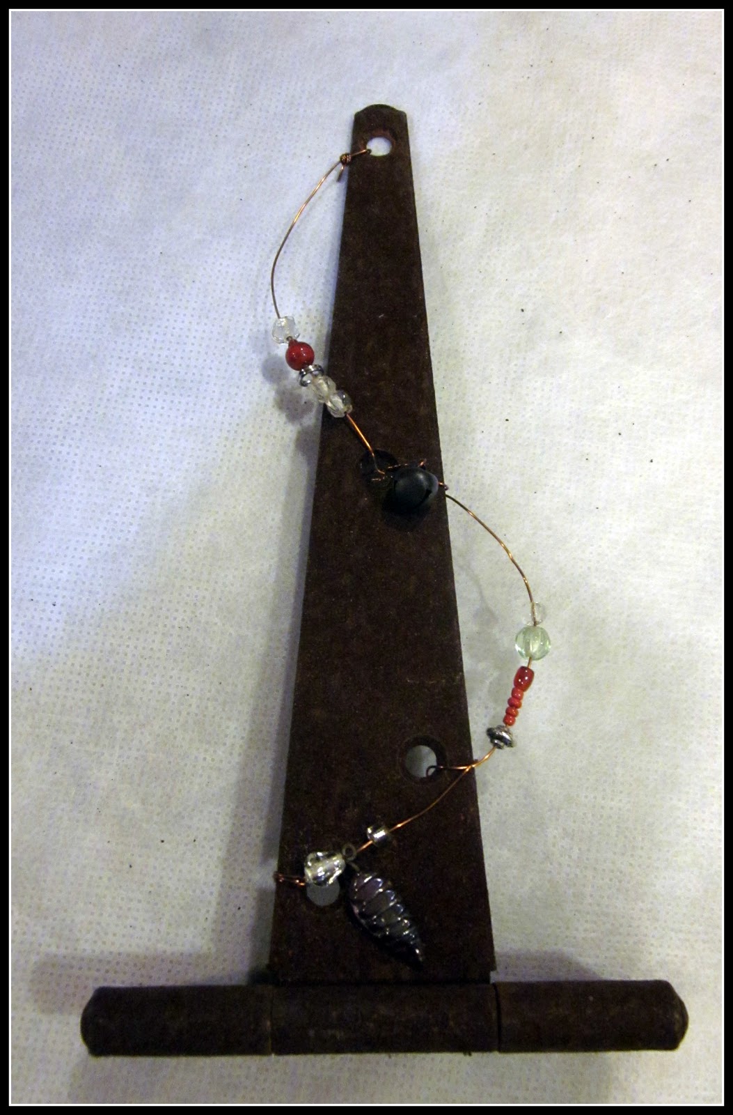 Rusty Hinge Tree Homeroad