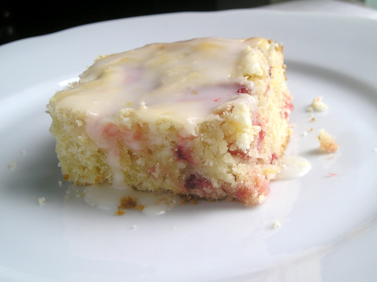 Strawberry Lemon Cake Bars with Lemon Glaze Edesia's Notebook