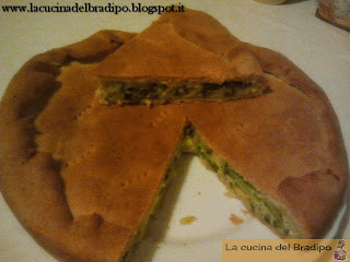 focaccia all'olio ripiena di zucchine
