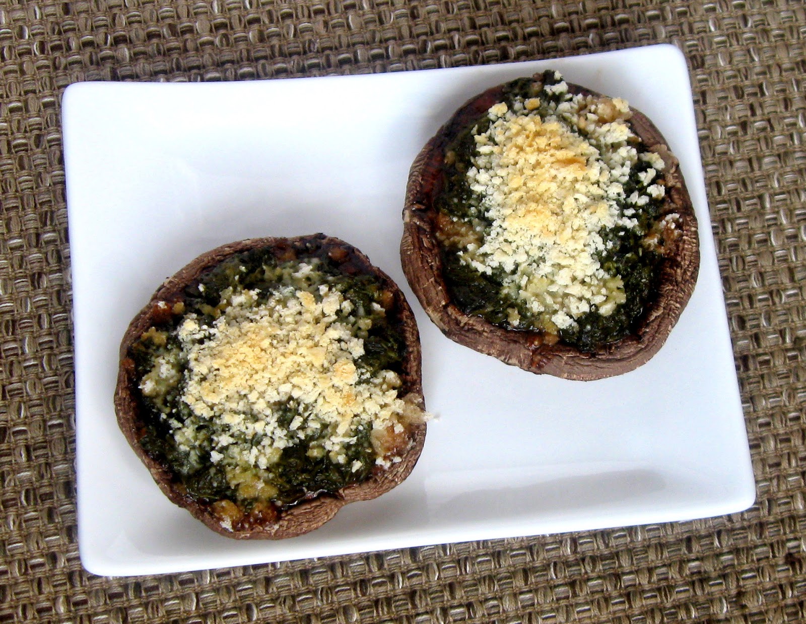 Meatless Monday! Easy Stuffed Mushrooms | Searching for Dessert