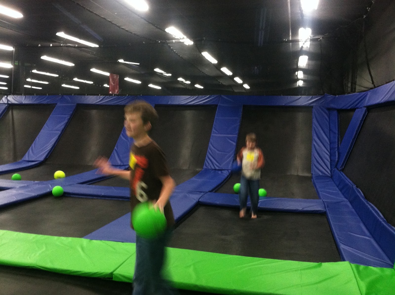 A Utah Mom's Life in New Hampshire The wAIRhouse Trampoline Park Out