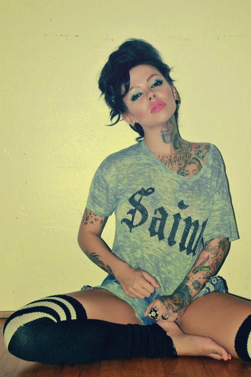 julia bond tattooed girls julia bond tattooed girls