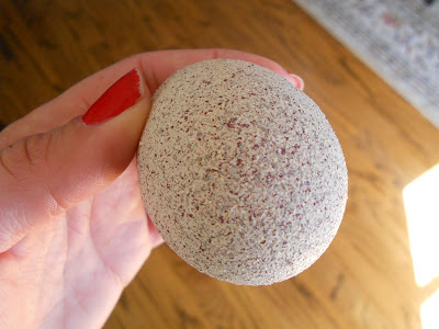 flekstone spray paint to turn plastic easter eggs into faux robin eggs - diy