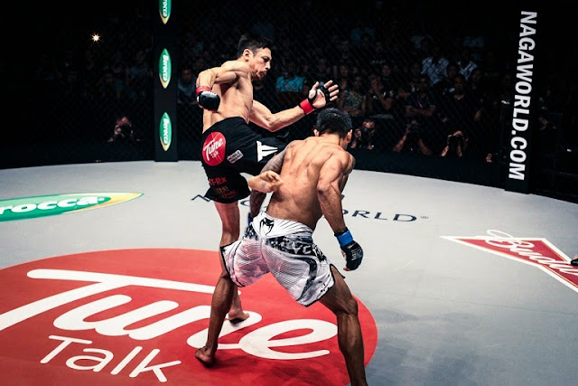 Peter Davis kicking Vaughn Donayre at the beginning of the co-main event. Peter Davis kicks Vaughn Donayre in ONE FC 21 Roar of Tigers