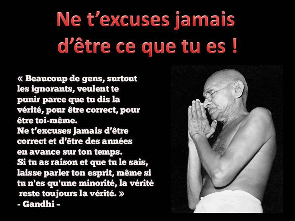 Panneau de Gandhi sur la vérité qui sort de ta bouche Panneau de Gandhi sur la vérité qui sort de ta bouche