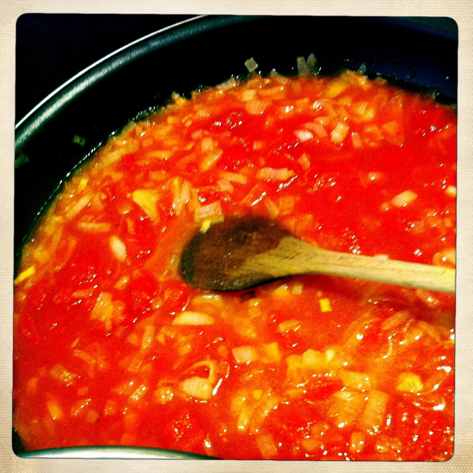 C.Trobon Linguine aux fruits de mer, sauce tomate