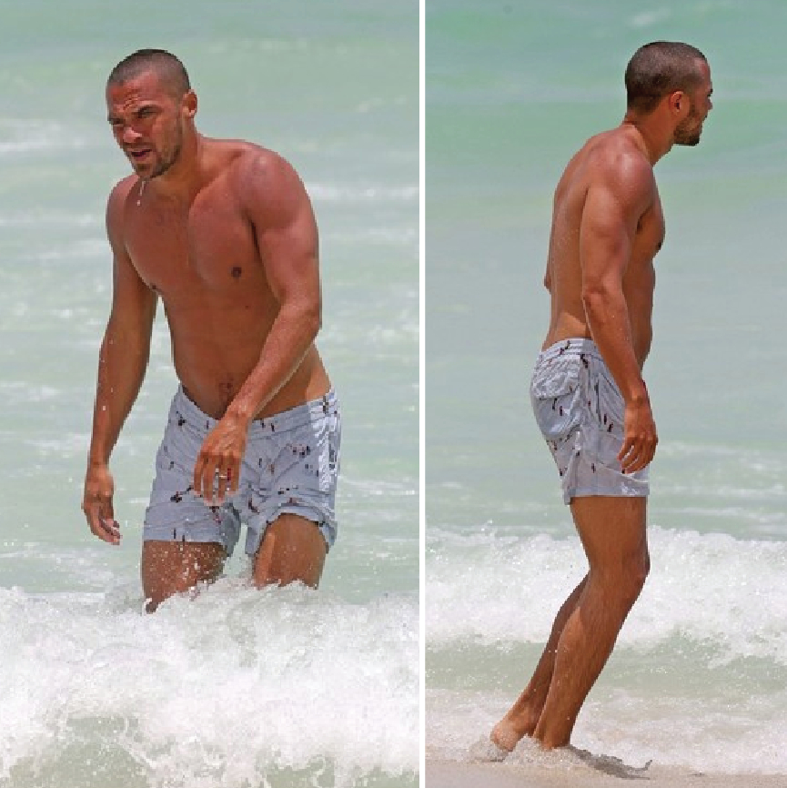 Jesse Williams Went To The Beach. 