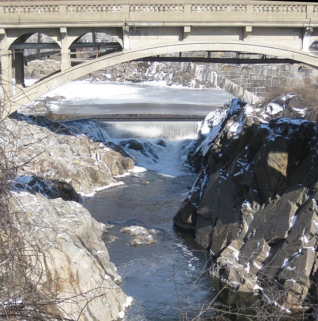Historic Iroquois and Wabanaki Beadwork The Abenaki and the Bellows
