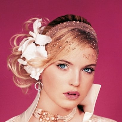 Lule-per-Nuse http://infosurtoutetrien.com/2011/08/coiffures-mariage.html