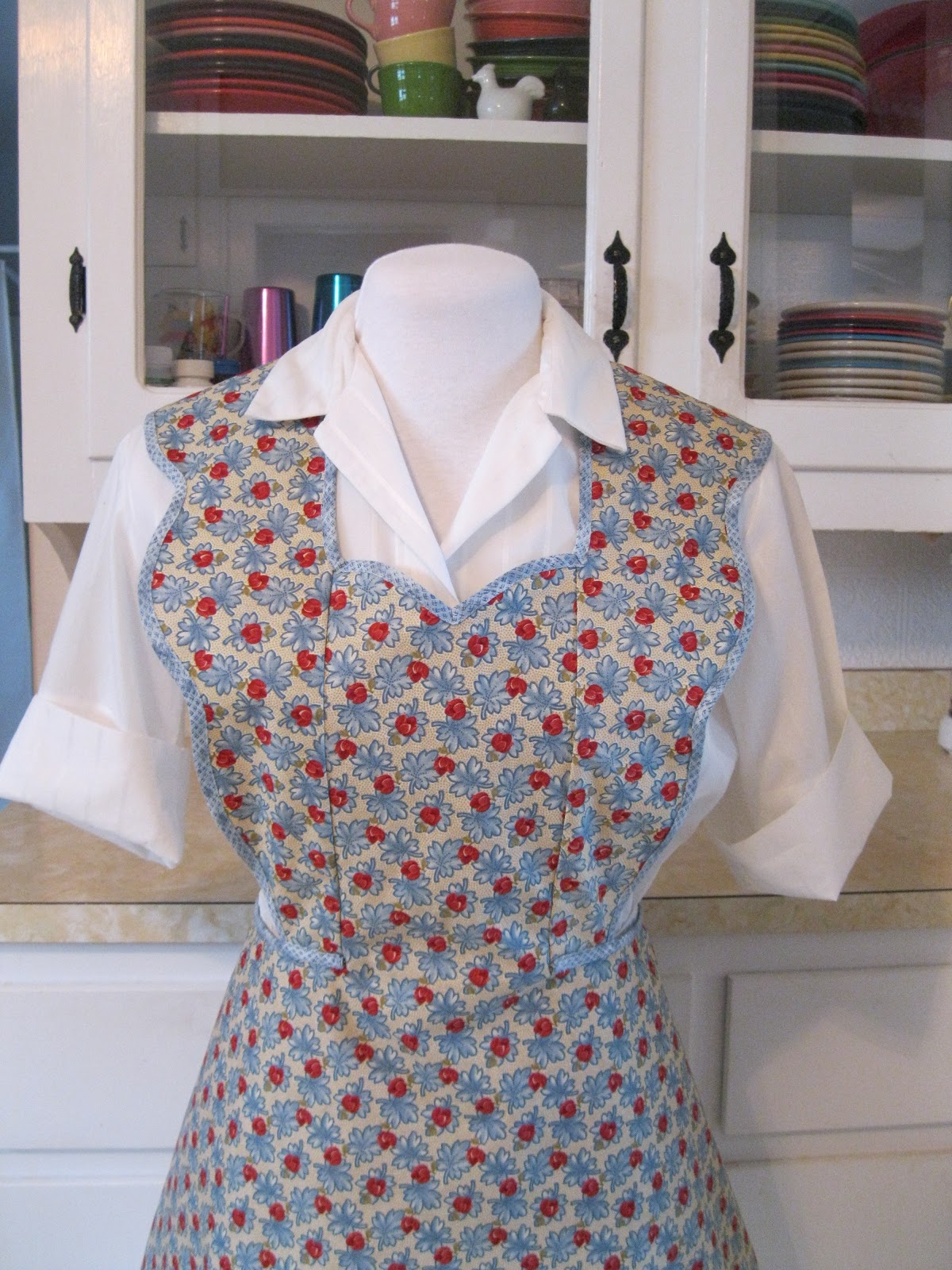 Apron History Pattern Review Wearing History Apron