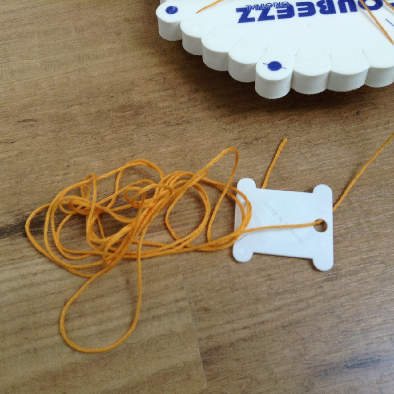 Homemade by Meta DIY Kumihimo bobbins