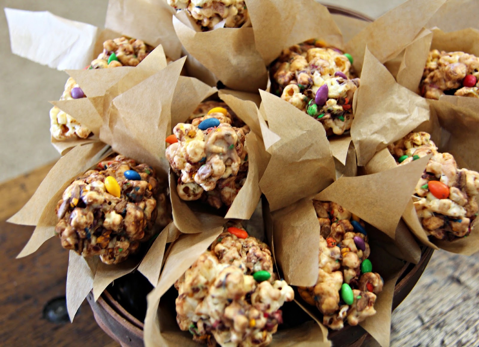 Moore Minutes Indian Popcorn Ball Corn Husks, Wishbone Charms, and